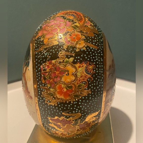 Vintage Satsuma Moriage Style Egg Hand Painted Geisha Floral Gold 4” H - Picture 5 of 9